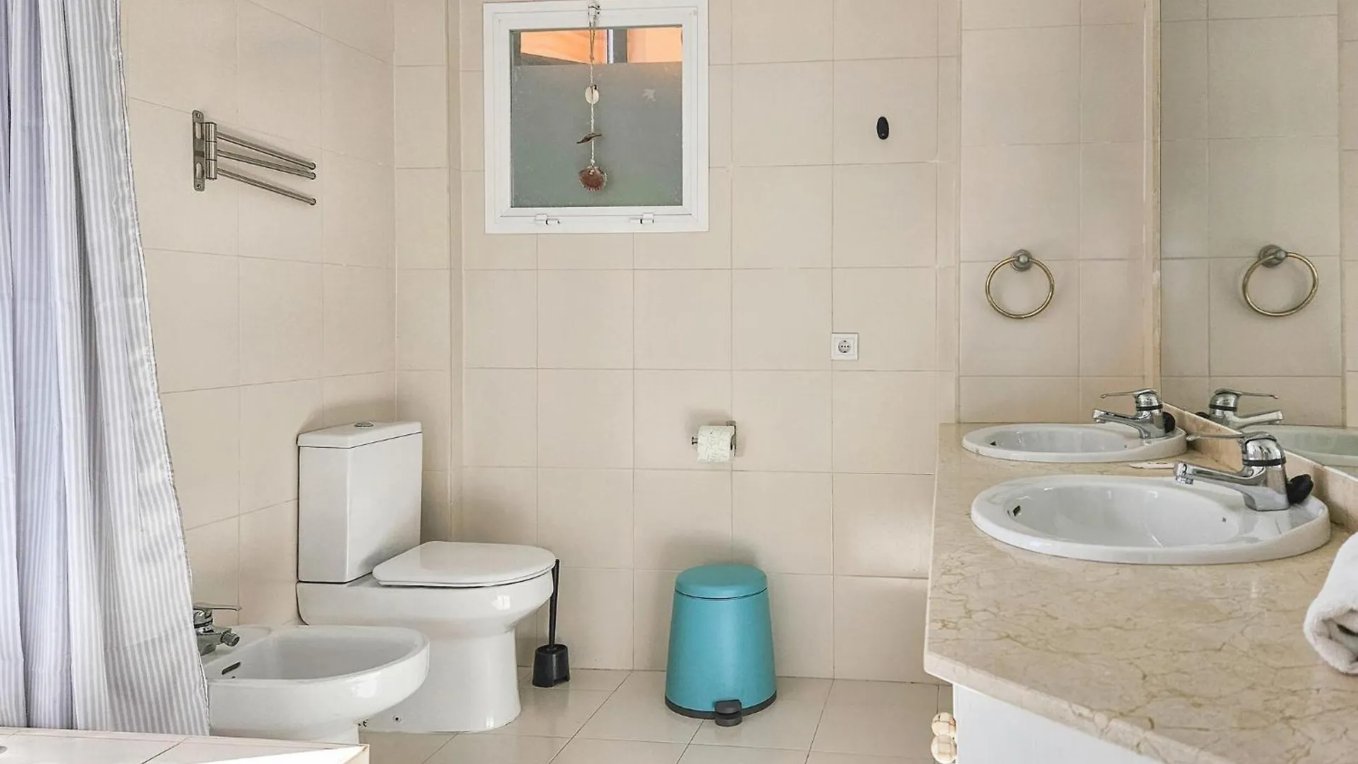 3 Bedroom Gorgeous Apartment In Calahonda Sitio de Calahonda Spain