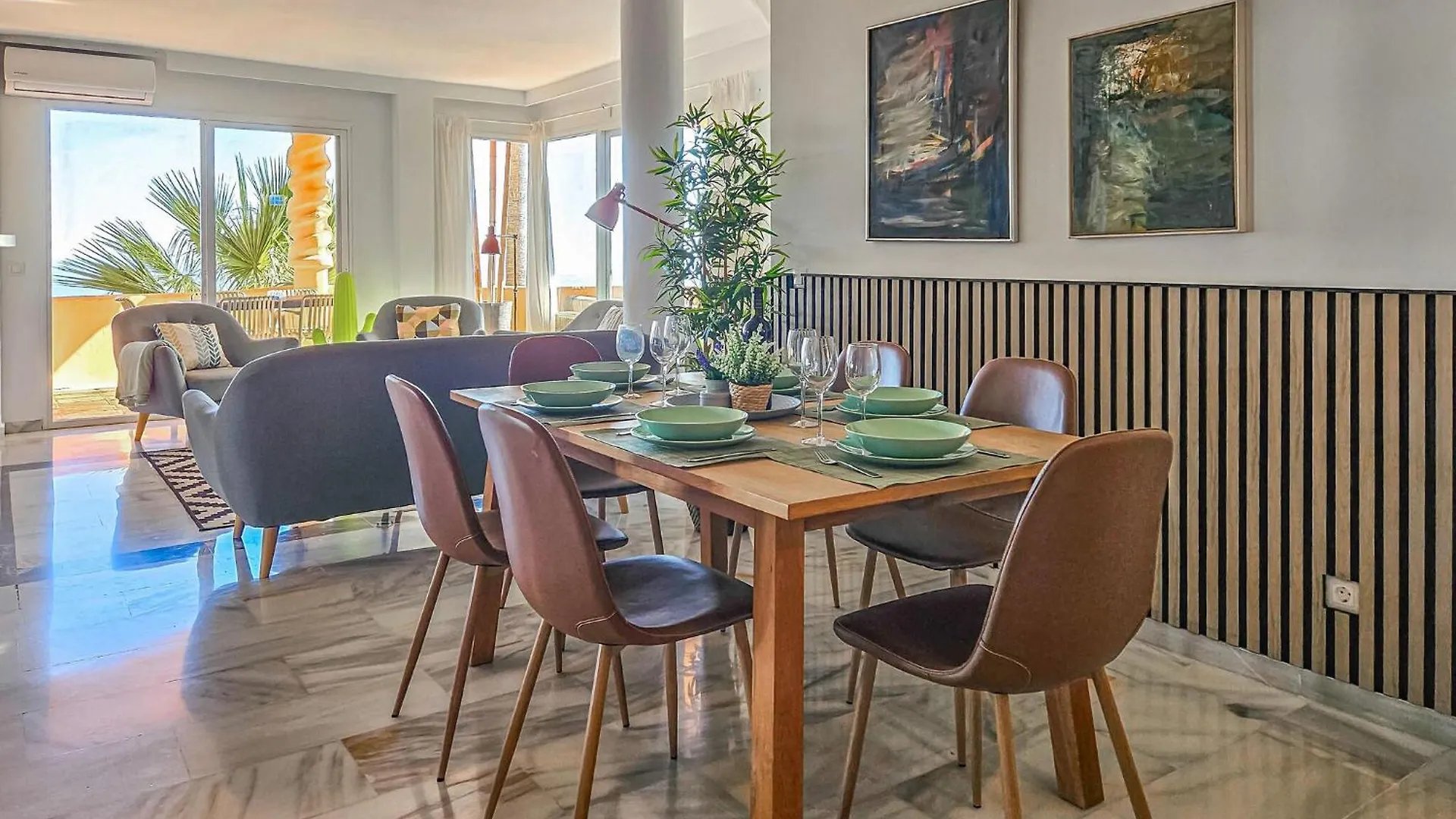 3 Bedroom Gorgeous Apartment In Calahonda Sitio de Calahonda
