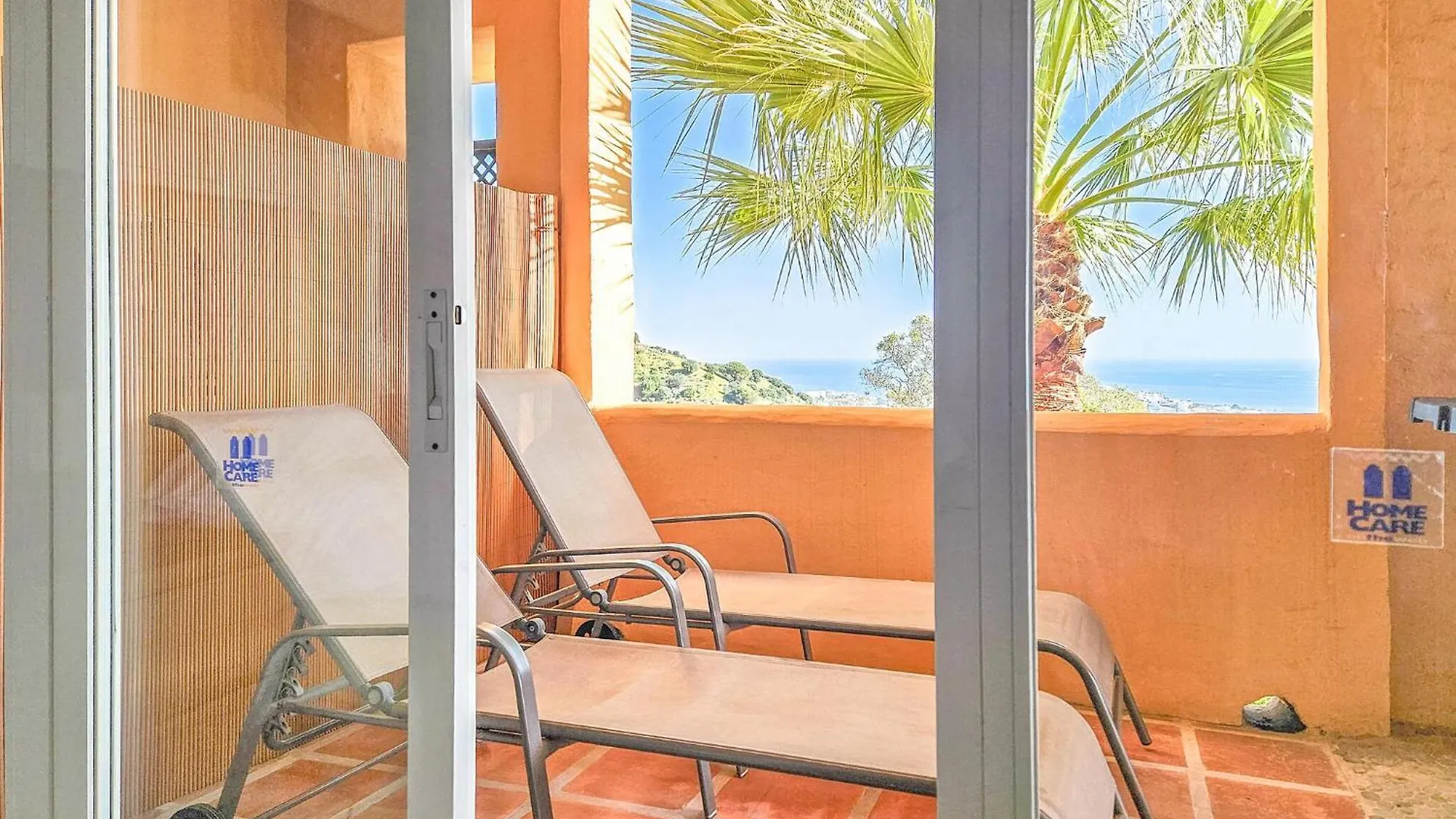 3 Bedroom Gorgeous Apartment In Calahonda Sitio de Calahonda