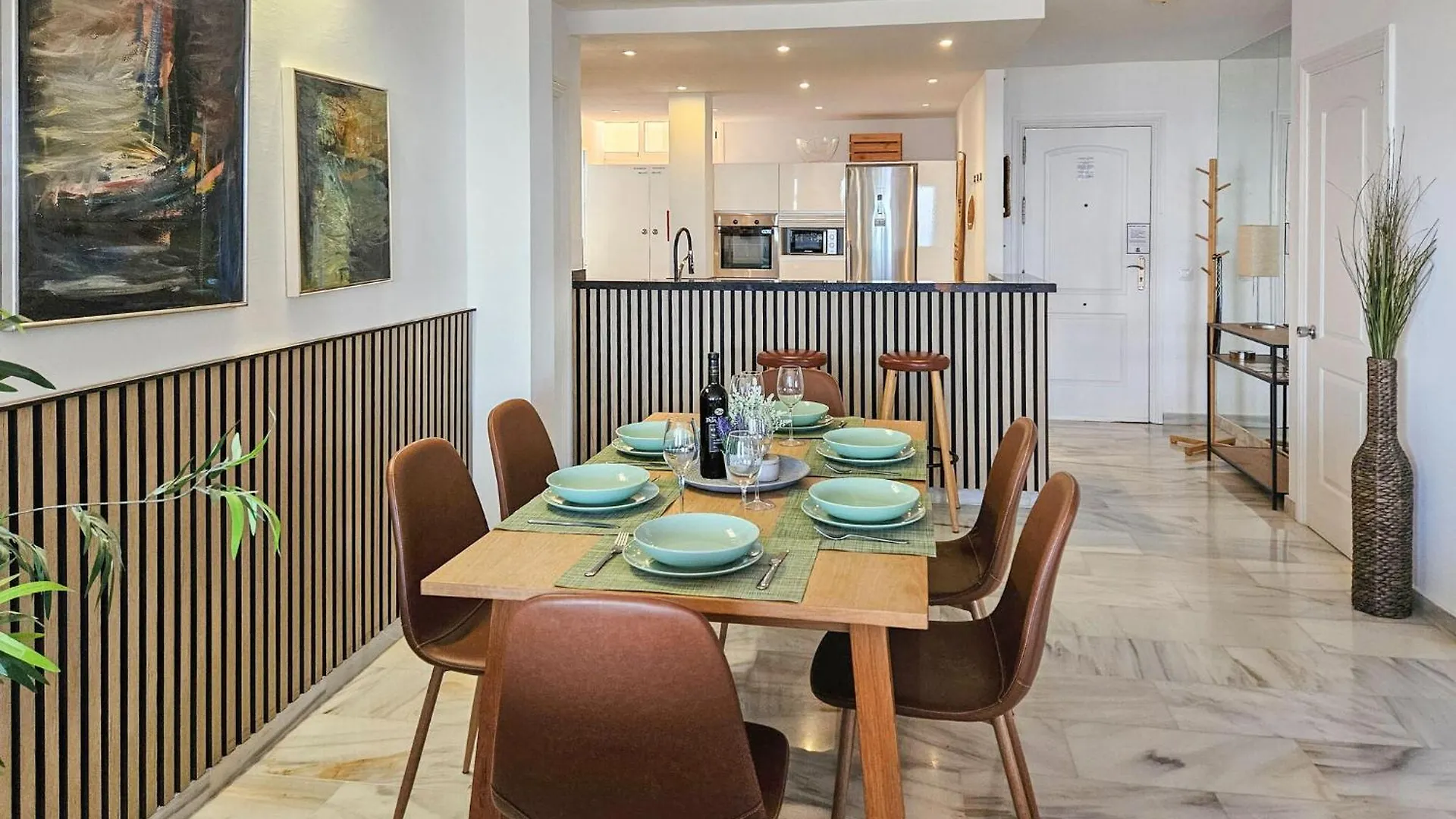 3 Bedroom Gorgeous Apartment In Calahonda Sitio de Calahonda