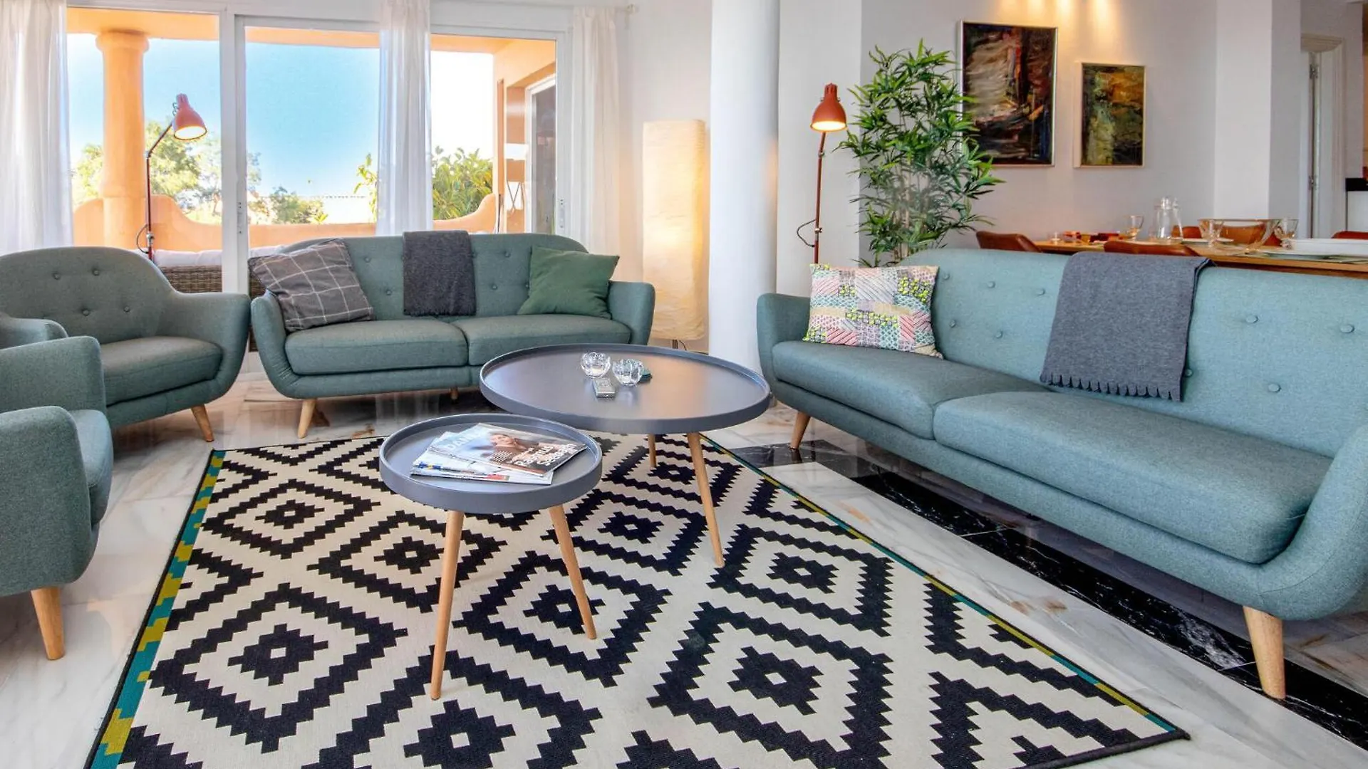 3 Bedroom Gorgeous Apartment In Calahonda Sitio de Calahonda