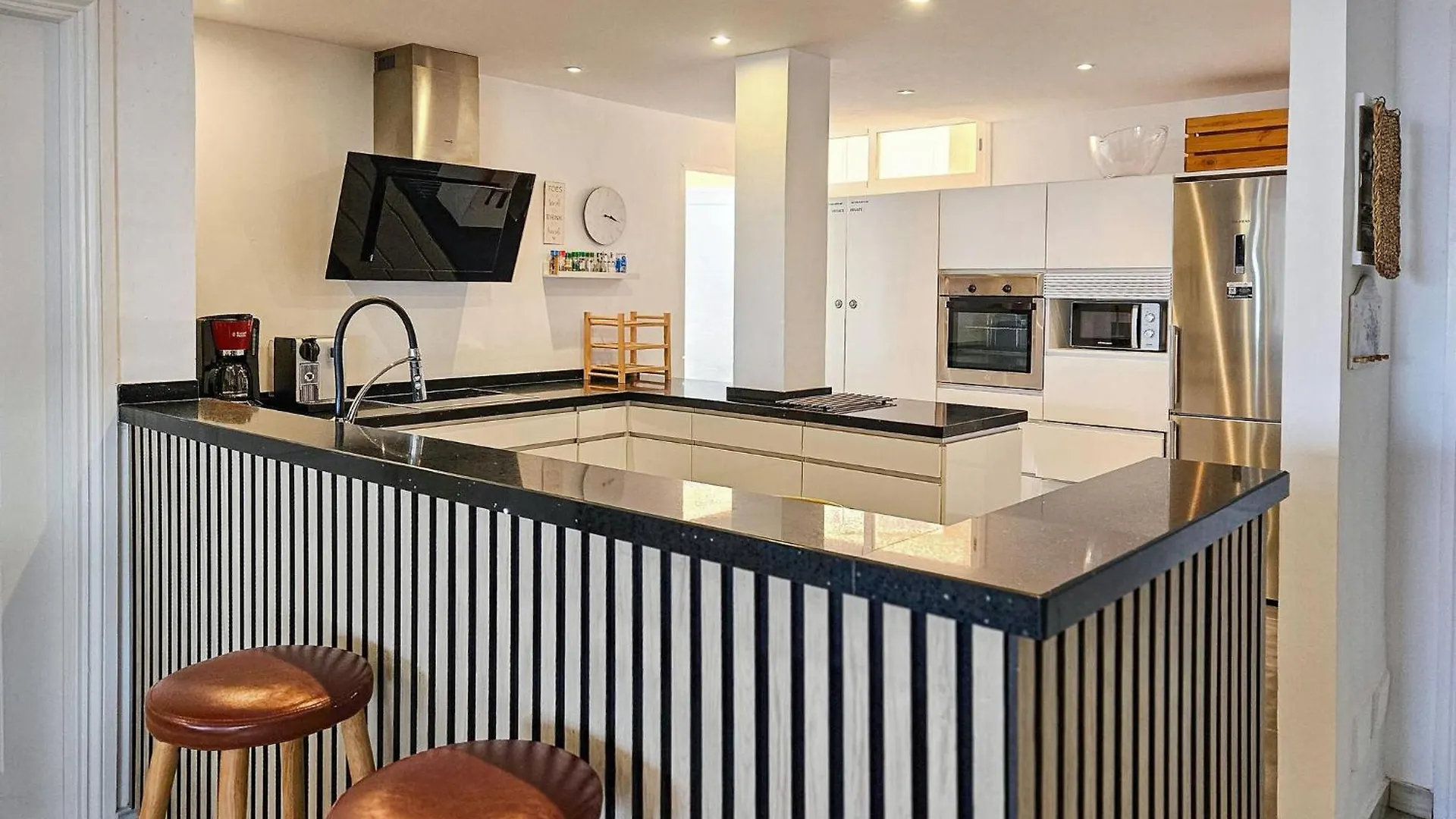 3 Bedroom Gorgeous Apartment In Calahonda Sitio de Calahonda Spain