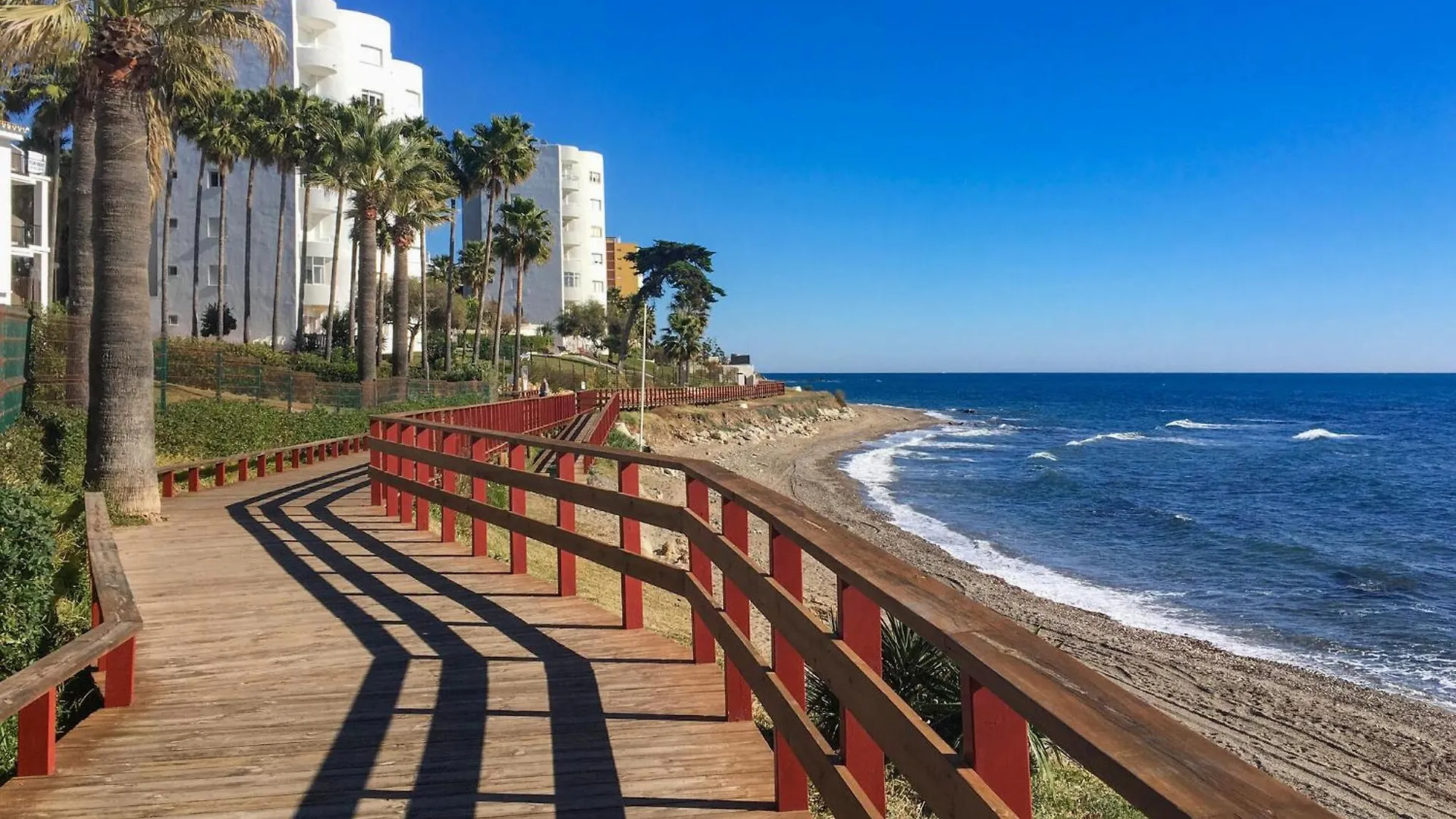 3 Bedroom Gorgeous Apartment In Calahonda Sitio de Calahonda
